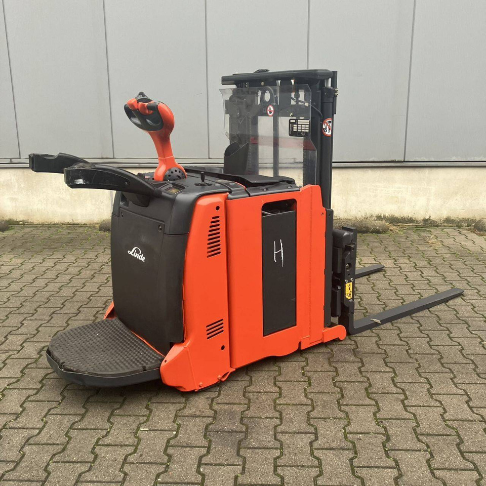 Linde L06AC-AP (1170) - Штабелер: фото 1 Linde L06AC-AP (1170) - Штабелер: фото 1