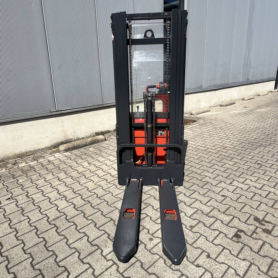 Штабелер Linde L12 (379): фото 12