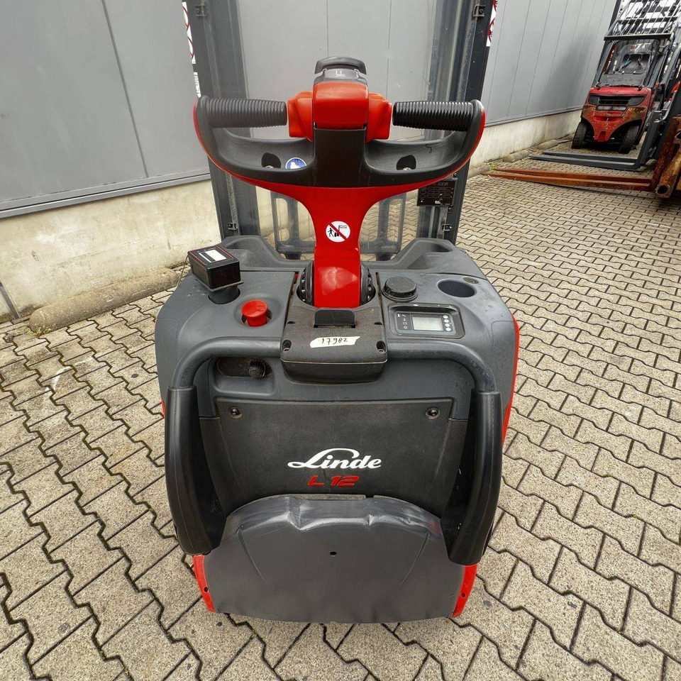 Linde L12AP (133) - Штабелер: фото 3 Linde L12AP (133) - Штабелер: фото 3
