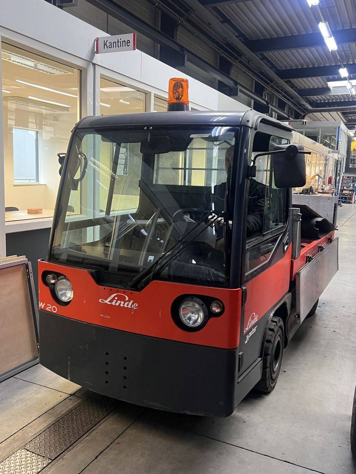 Linde W20 (127) - Терминальный тягач: фото 1 Linde W20 (127) - Терминальный тягач: фото 1