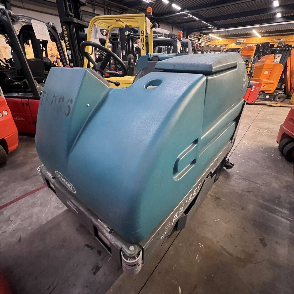 Tennant 7300 Fast - Поломоечная машина: фото 4 Tennant 7300 Fast - Поломоечная машина: фото 4