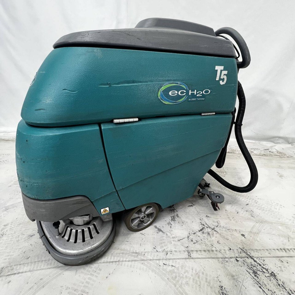 Tennant T5 - Поломоечная машина: фото 1 Tennant T5 - Поломоечная машина: фото 1