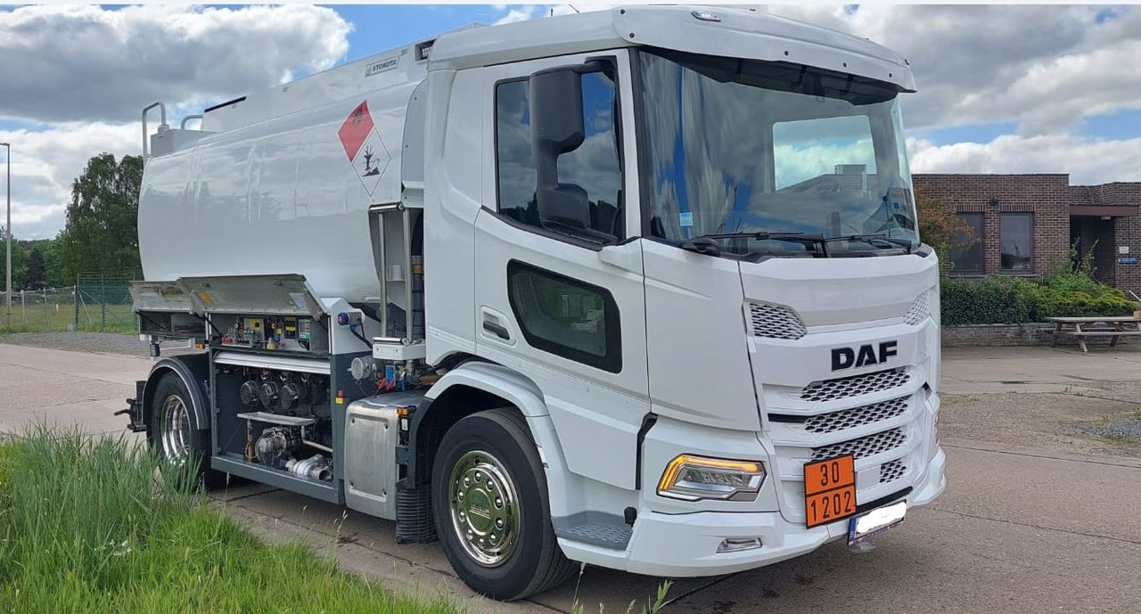 Грузовик-цистерна DAF XD300FA: фото 7 Грузовик-цистерна DAF XD300FA: фото 7
