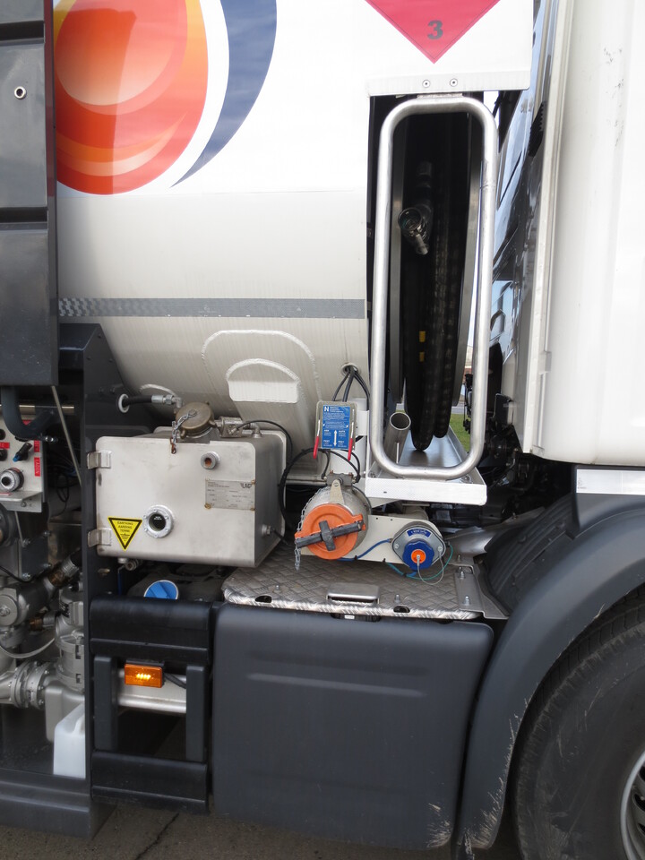 SCANIA G370 - Грузовик-цистерна: фото 2 SCANIA G370 - Грузовик-цистерна: фото 2