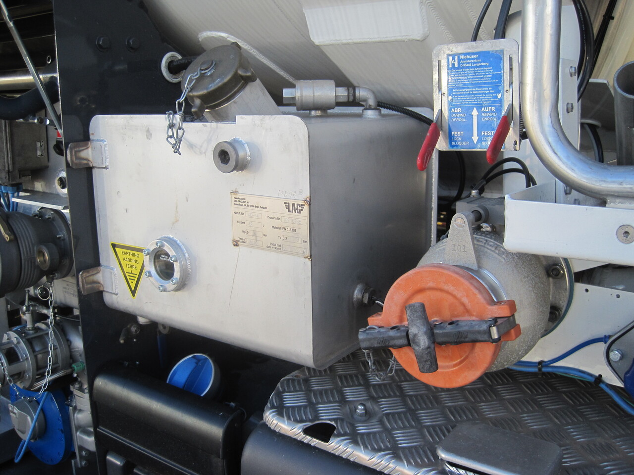 SCANIA G370 - Грузовик-цистерна: фото 5 SCANIA G370 - Грузовик-цистерна: фото 5