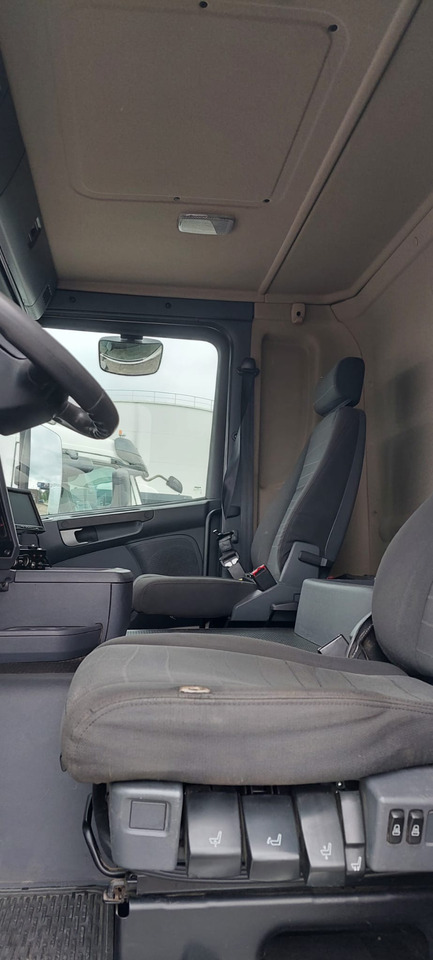 SCANIA G380 - Грузовик-цистерна: фото 4 SCANIA G380 - Грузовик-цистерна: фото 4