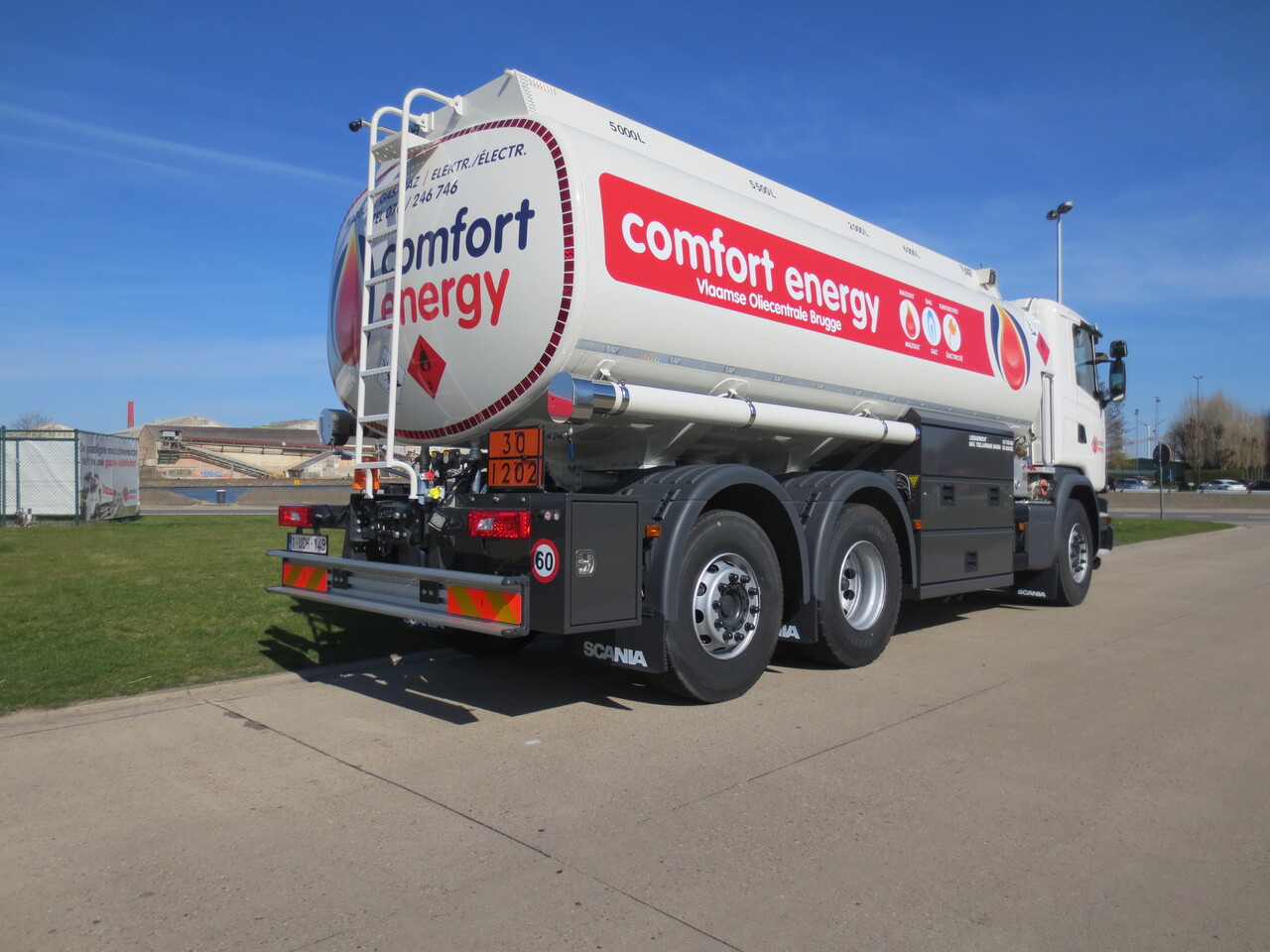 Грузовик-цистерна SCANIA G410: фото 7 Грузовик-цистерна SCANIA G410: фото 7