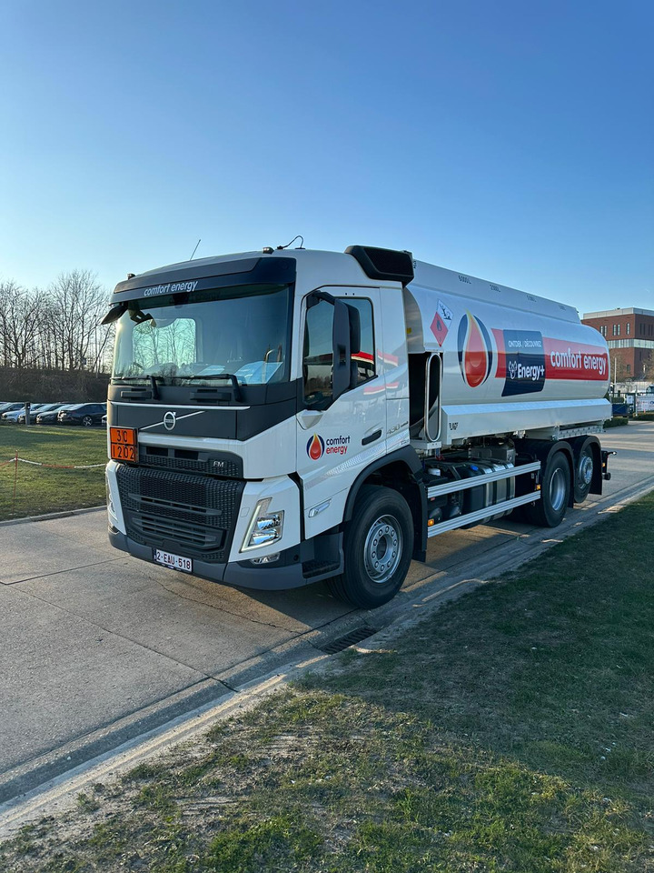 VOLVO FM - Грузовик-цистерна: фото 1 VOLVO FM - Грузовик-цистерна: фото 1