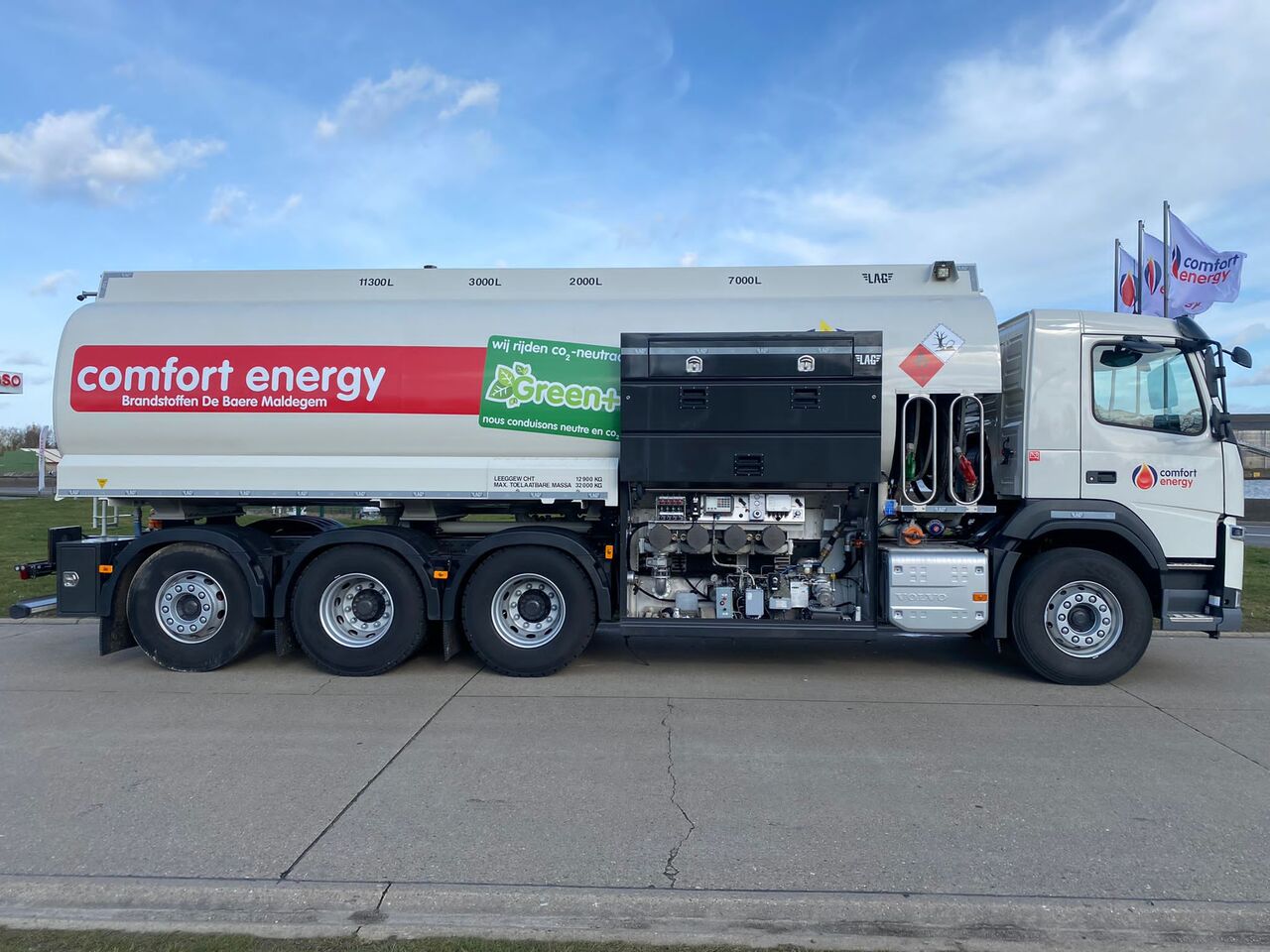 Грузовик-цистерна VOLVO FM430HP: фото 6