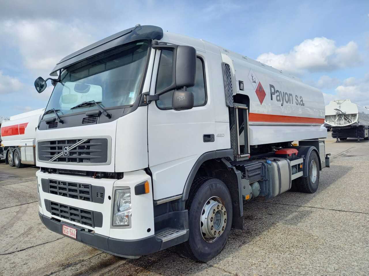 Volvo FMFH - Грузовик-цистерна: фото 1 Volvo FMFH - Грузовик-цистерна: фото 1