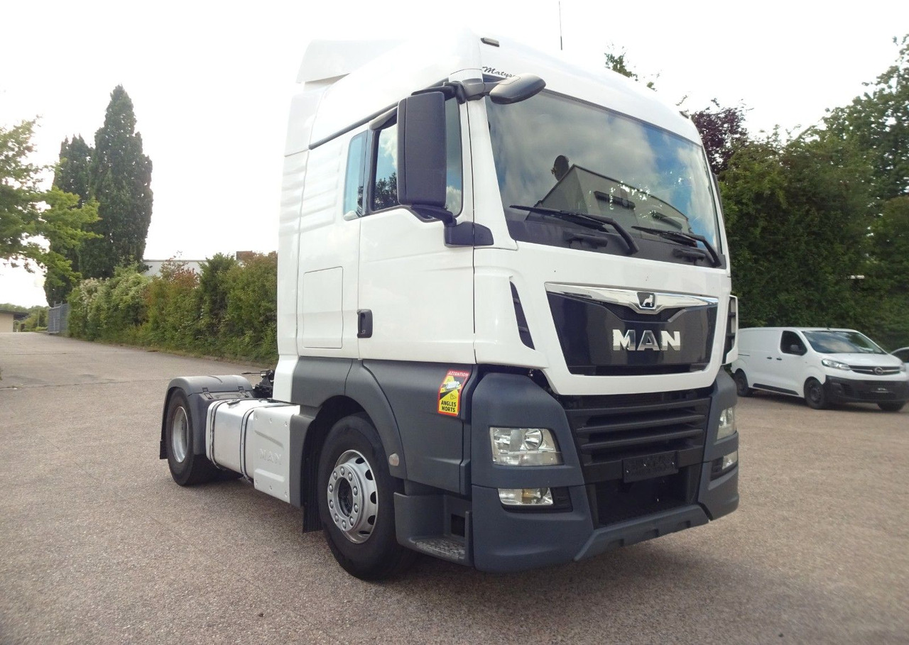 MAN 10 x TGX 18.470, XLX, Intarder, ACC, 2 Tank - Тягач: фото 1 MAN 10 x TGX 18.470, XLX, Intarder, ACC, 2 Tank - Тягач: фото 1