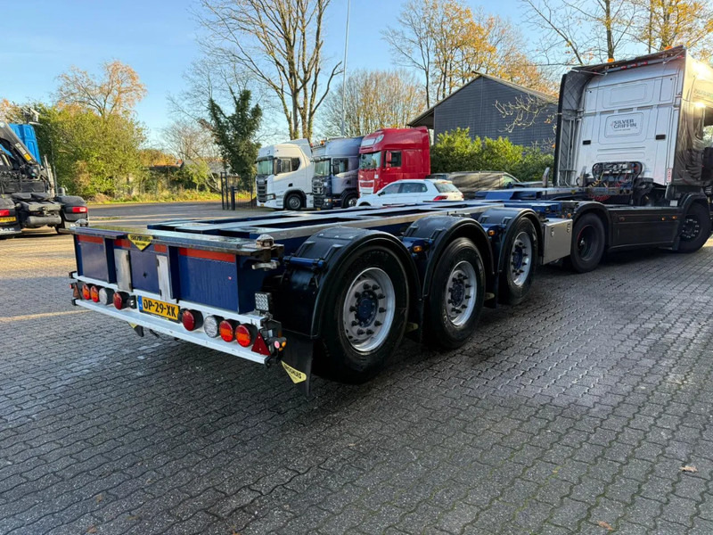 Broshuis 3UCC-39/45 2x20/30/40/45 FT Multi Liftas SAF Schijfremmen APK 08/2026 - Полуприцеп-контейнеровоз/ Сменный кузов: фото 4 Broshuis 3UCC-39/45 2x20/30/40/45 FT Multi Liftas SAF Schijfremmen APK 08/2026 - Полуприцеп-контейнеровоз/ Сменный кузов: фото 4