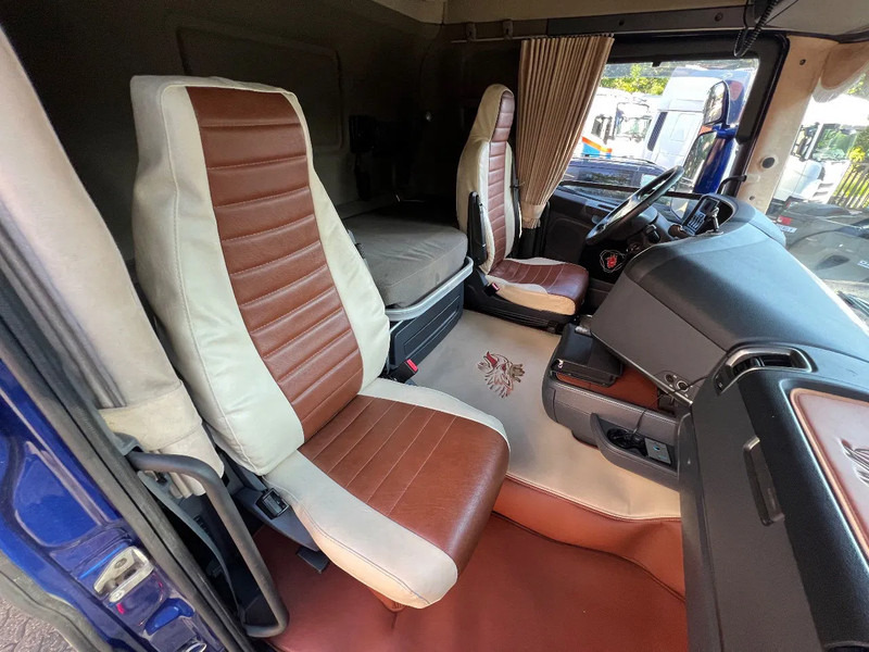 Тягач Scania R490 6X2 Topline Standairco 2X tank NL Truck: фото 17