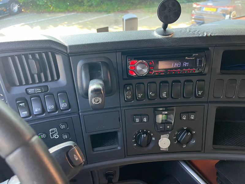 Тягач Scania R490 6X2 Topline Standairco 2X tank NL Truck: фото 14