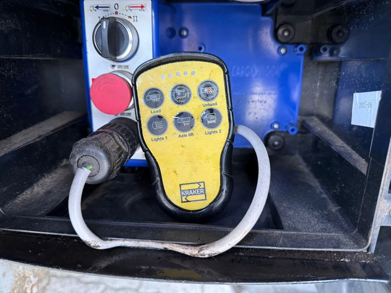 Полуприцеп с подвижным полом kraker 2X K-Force 92m3 Alcoa SAF Tyrepilot Liftas 8MM Cargo Floor - Top condition: фото 10 Полуприцеп с подвижным полом kraker 2X K-Force 92m3 Alcoa SAF Tyrepilot Liftas 8MM Cargo Floor - Top condition: фото 10