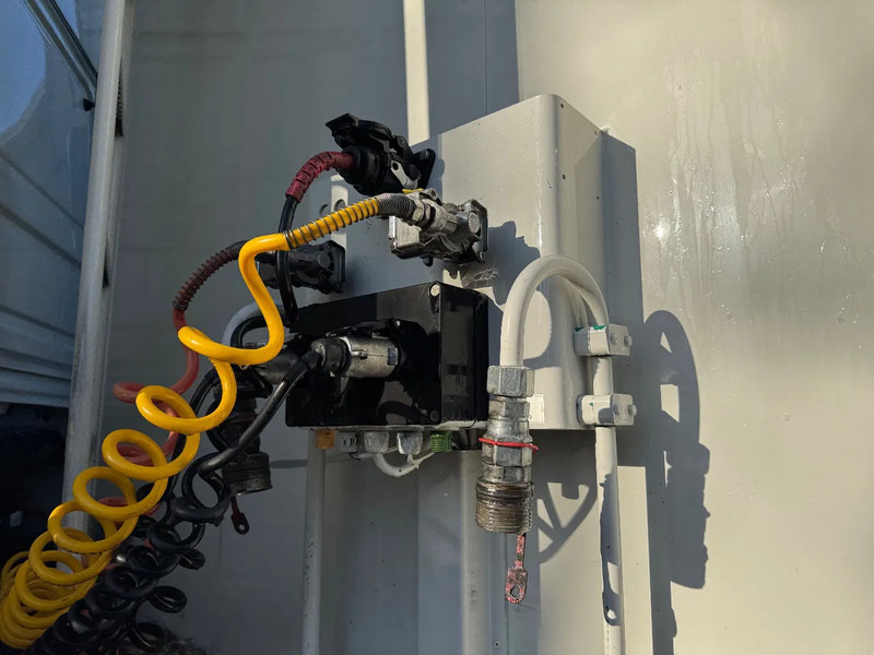 Полуприцеп с подвижным полом kraker CF 200 92m3 Agrar Steering axle / Lenkachse Hogedrukreiniger: фото 10