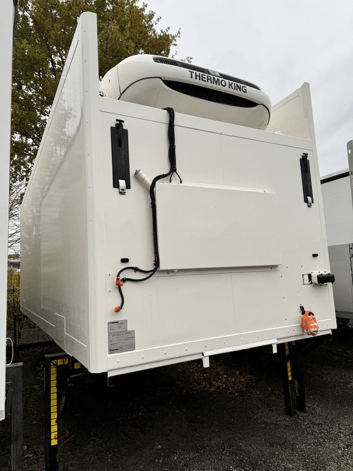 Krone BDF-System 7.45 m, Wartung neu, LACK NEU in weiß - Кузов-рефрижератор: фото 1 Krone BDF-System 7.45 m, Wartung neu, LACK NEU in weiß - Кузов-рефрижератор: фото 1