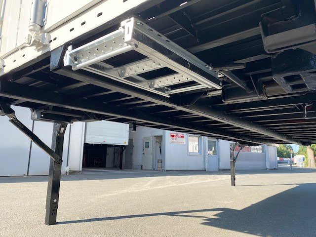 Krone BDF-System 7.450 mm, LACK NEU, Eckhöhe: 2.900 mm, - Сменный кузов - фургон: фото 5 Krone BDF-System 7.450 mm, LACK NEU, Eckhöhe: 2.900 mm, - Сменный кузов - фургон: фото 5