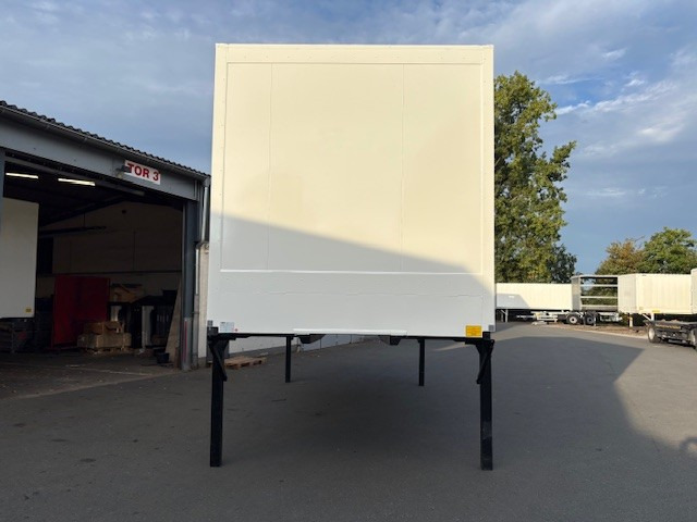 Krone BDF-System 7.450 mm, LACK NEU !! in weiß - Сменный кузов - фургон: фото 5 Krone BDF-System 7.450 mm, LACK NEU !! in weiß - Сменный кузов - фургон: фото 5