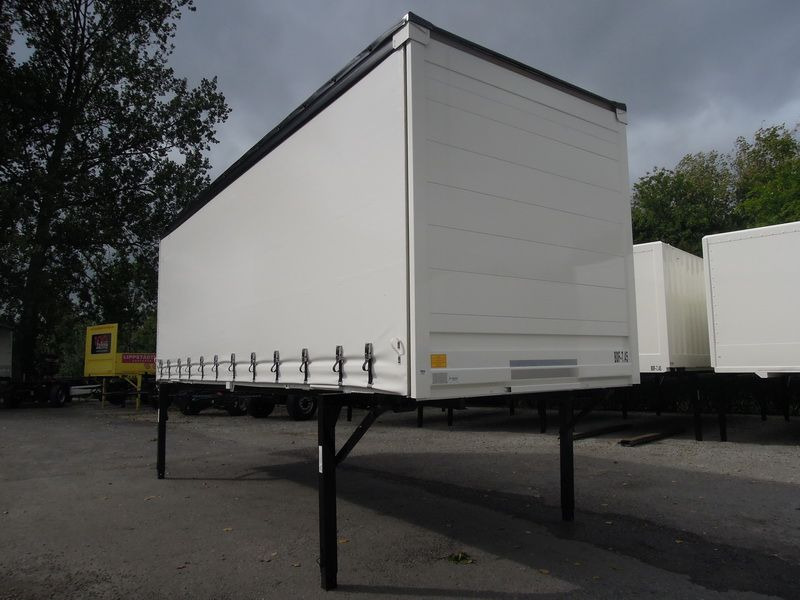 Krone BDF-System, 7.450 mm lang, ** AIRPIPE möglich - kein Wassersack oder Eis auf dem Dach! - Тентованный кузов: фото 1 Krone BDF-System, 7.450 mm lang, ** AIRPIPE möglich - kein Wassersack oder Eis auf dem Dach! - Тентованный кузов: фото 1