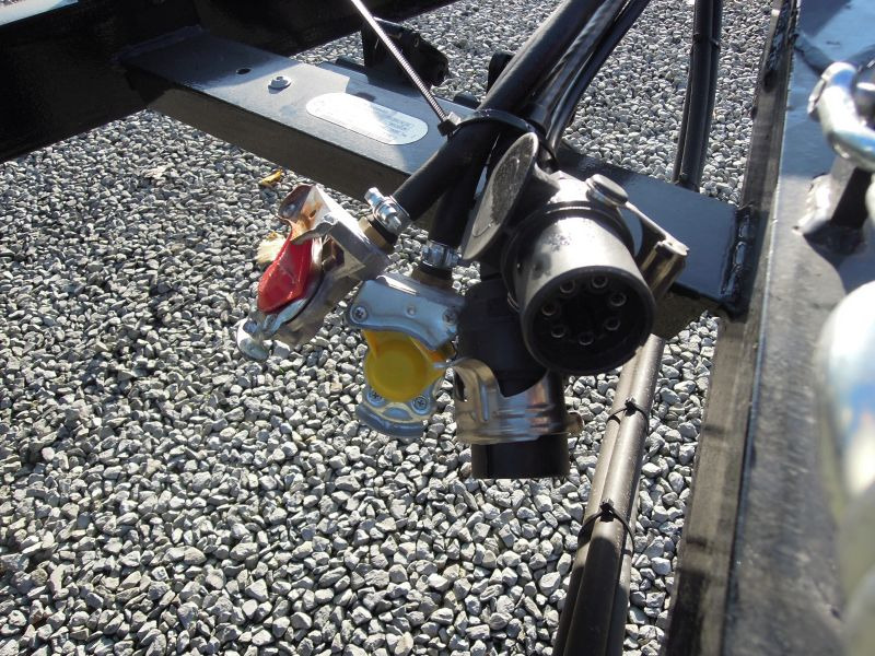 Прицеп-контейнеровоз/ Сменный кузов Krone BDF-System, UPS-Version, NEUFAHRZEUG ohne Zulassung.: фото 8 Прицеп-контейнеровоз/ Сменный кузов Krone BDF-System, UPS-Version, NEUFAHRZEUG ohne Zulassung.: фото 8