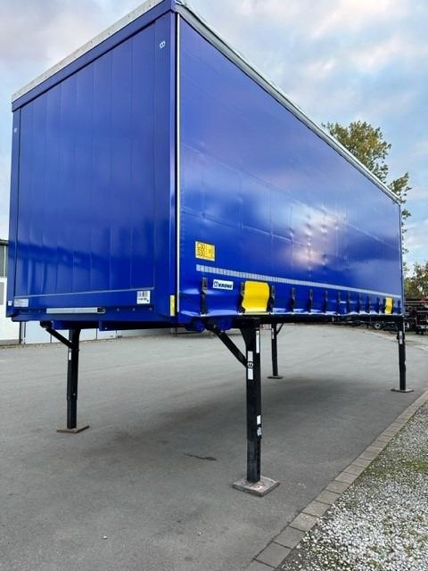 Krone BDF Wechselaufbau 7.45m - THW Ausführung - Тентованный кузов: фото 1 Krone BDF Wechselaufbau 7.45m - THW Ausführung - Тентованный кузов: фото 1
