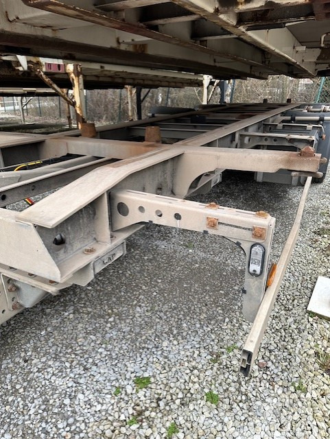 Rufa 19 to GG, zwillingsbereift, tiefgekuppelt, Fabrikat Rufa - Прицеп-фургон: фото 1 Rufa 19 to GG, zwillingsbereift, tiefgekuppelt, Fabrikat Rufa - Прицеп-фургон: фото 1