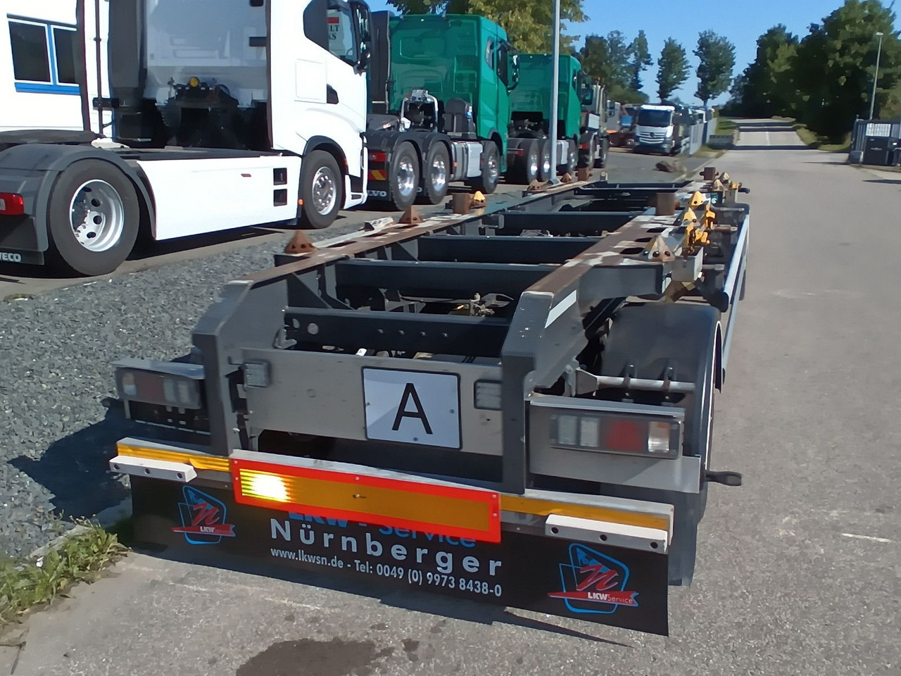 Hüffermann 2-A VARIO-CARRIER VERZINKT SAFETYFIX Reifen/TÜV - Прицеп мультилифт/ Бункеровоз: фото 1 Hüffermann 2-A VARIO-CARRIER VERZINKT SAFETYFIX Reifen/TÜV - Прицеп мультилифт/ Бункеровоз: фото 1