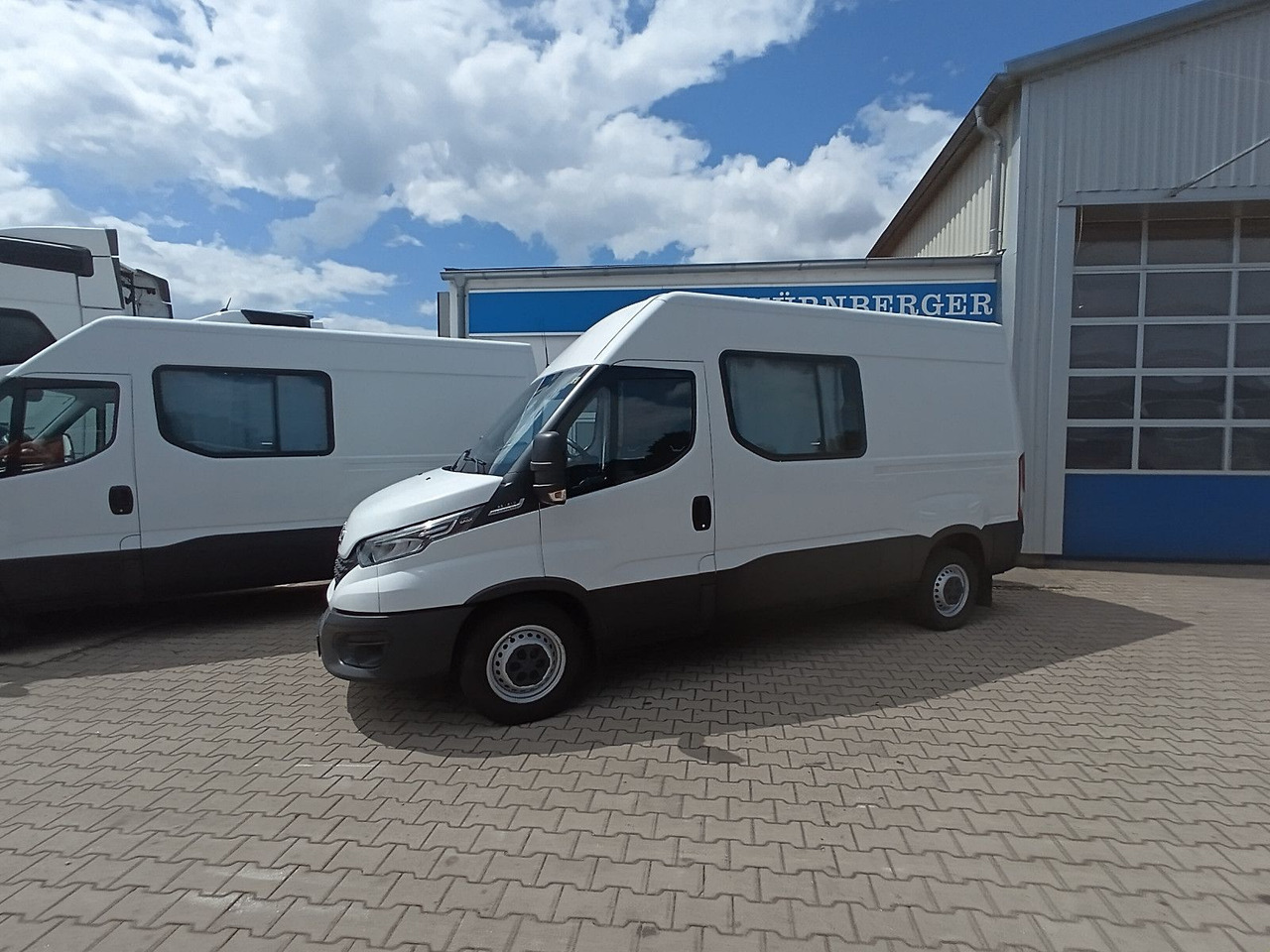 Цельнометаллический фургон Iveco Daily Kasten HKa 35S21 V WB3520 AHK, Standheizun: фото 19