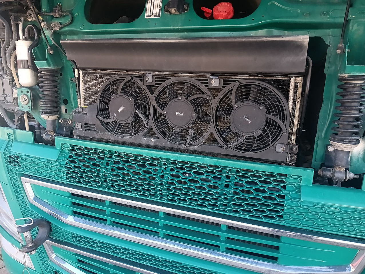 Тягач Volvo FH 500 4x2T X-Track Globe I-PARC HydraulikUNFALL: фото 44 Тягач Volvo FH 500 4x2T X-Track Globe I-PARC HydraulikUNFALL: фото 44