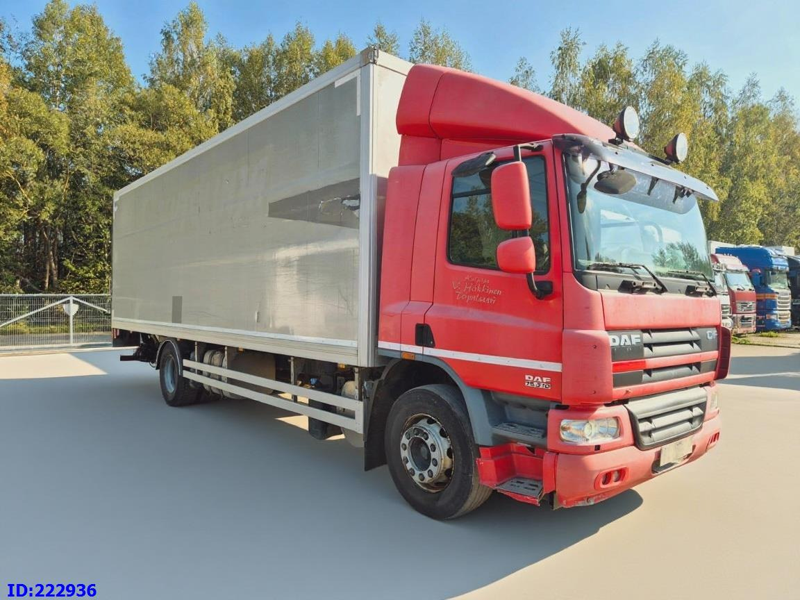 DAF CF 75.310 - Euro5 - Грузовик с закрытым кузовом: фото 4 DAF CF 75.310 - Euro5 - Грузовик с закрытым кузовом: фото 4