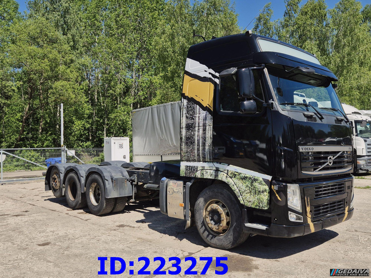 VOLVO FH13 540HP 8X4 (Steering axle) RETARDER - Другая техника: фото 4 VOLVO FH13 540HP 8X4 (Steering axle) RETARDER - Другая техника: фото 4
