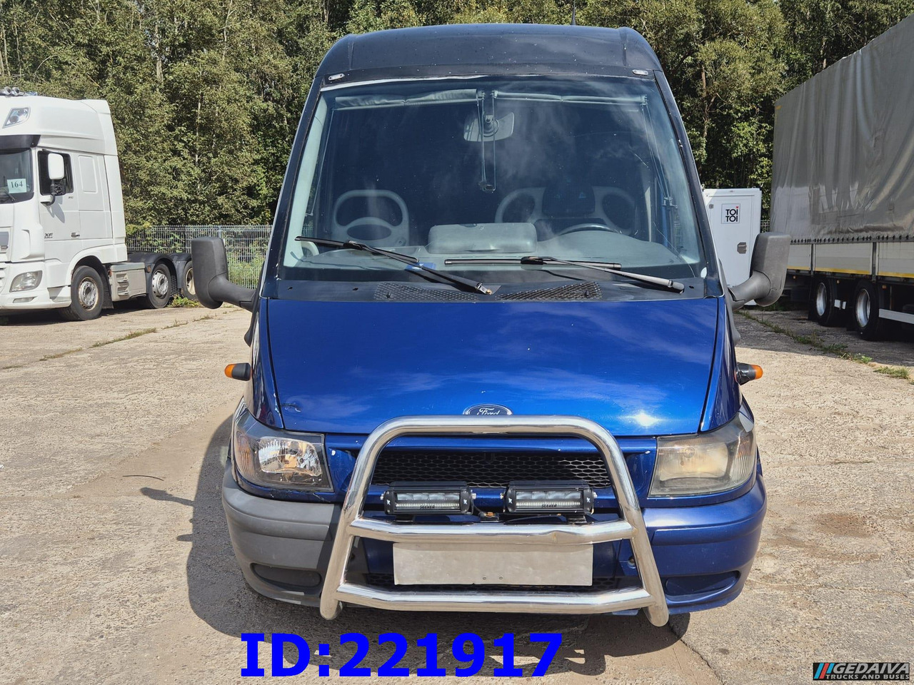 FORD Sunset VIP 17-seats - Туристический автобус: фото 2 FORD Sunset VIP 17-seats - Туристический автобус: фото 2