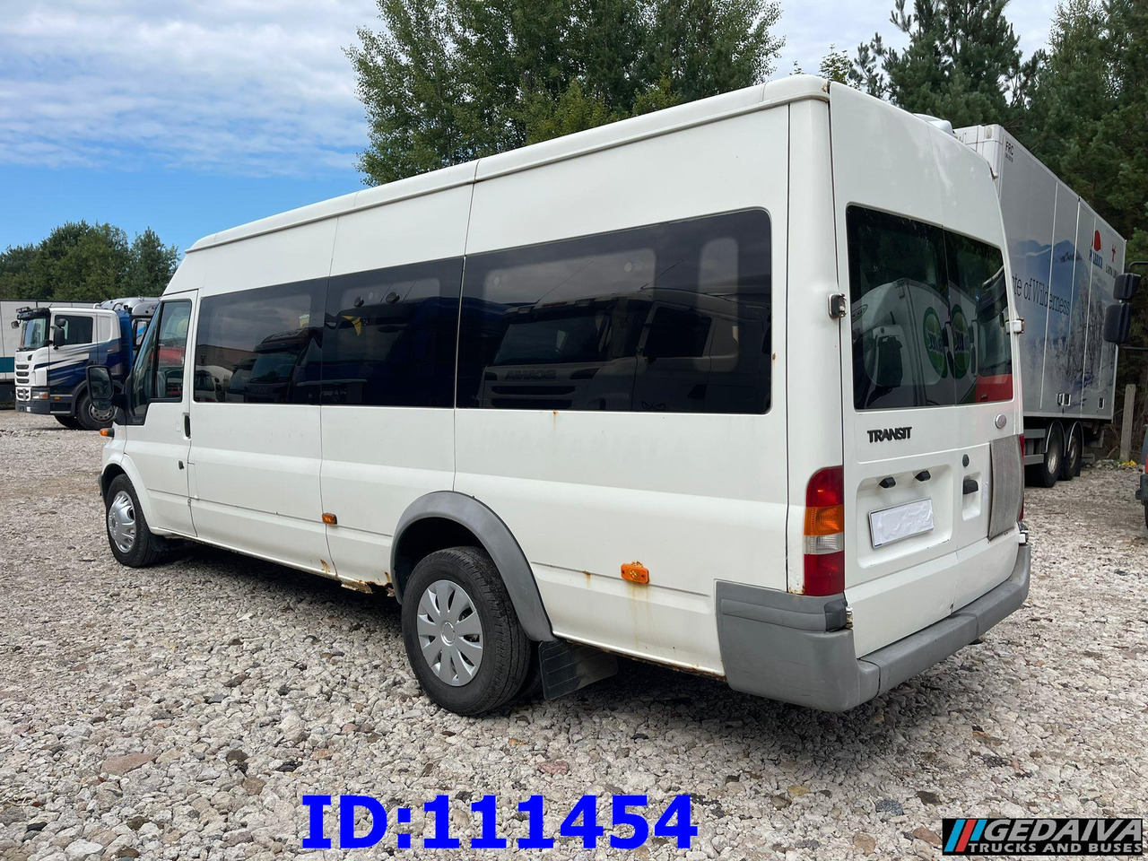 FORD Transit Manual 17-seater - Туристический автобус: фото 5 FORD Transit Manual 17-seater - Туристический автобус: фото 5