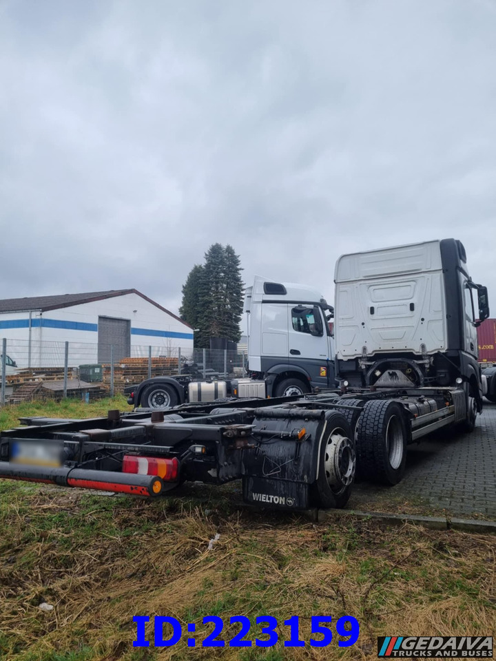 MERCEDES-BENZ Actros 2542 BDF 6x2 Euro6 - Грузовик-шасси: фото 5 MERCEDES-BENZ Actros 2542 BDF 6x2 Euro6 - Грузовик-шасси: фото 5