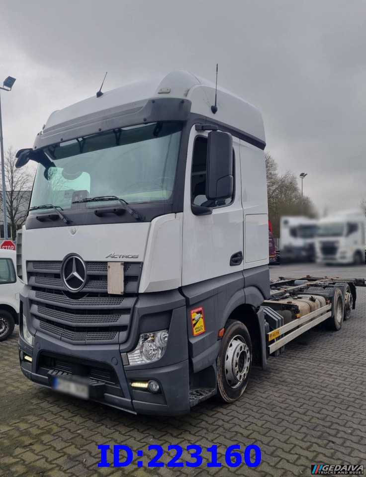 MERCEDES-BENZ Actros 2542 BDF Euro6 - Грузовик-шасси: фото 1 MERCEDES-BENZ Actros 2542 BDF Euro6 - Грузовик-шасси: фото 1