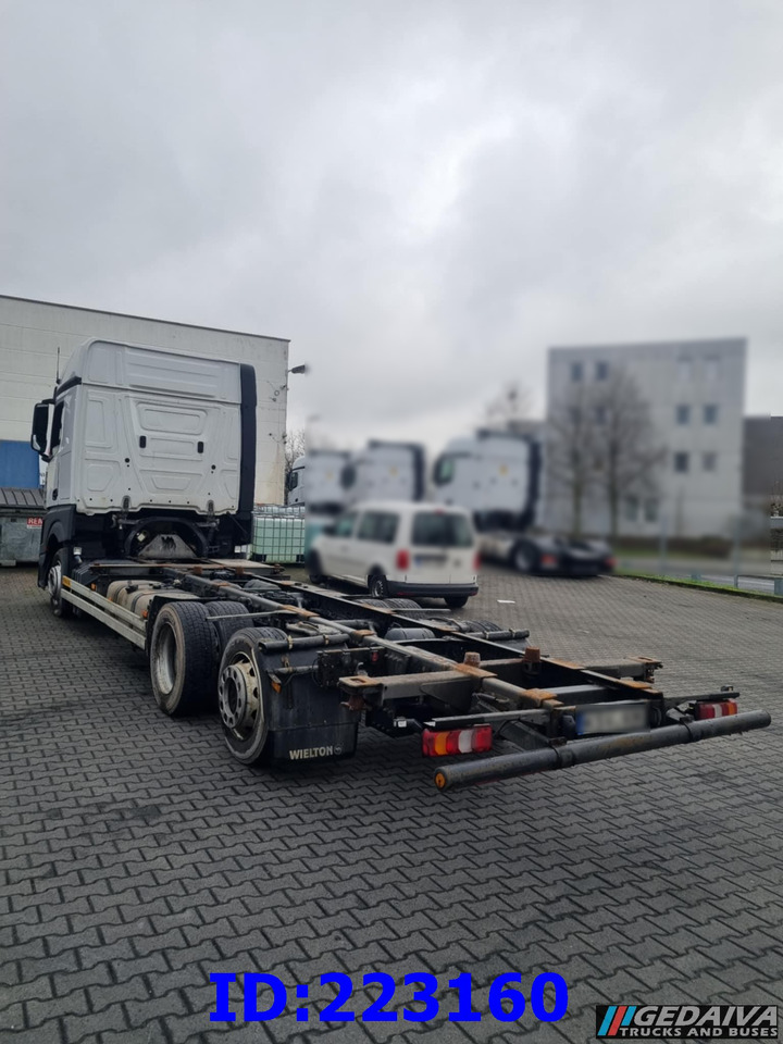 MERCEDES-BENZ Actros 2542 BDF Euro6 - Грузовик-шасси: фото 4 MERCEDES-BENZ Actros 2542 BDF Euro6 - Грузовик-шасси: фото 4