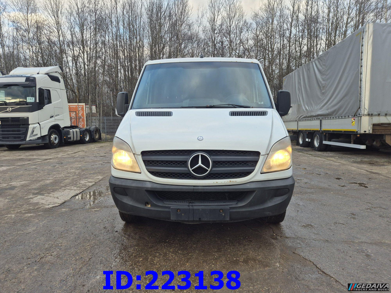 MERCEDES-BENZ Sprinter 213 - Euro5 - Туристический автобус: фото 2 MERCEDES-BENZ Sprinter 213 - Euro5 - Туристический автобус: фото 2