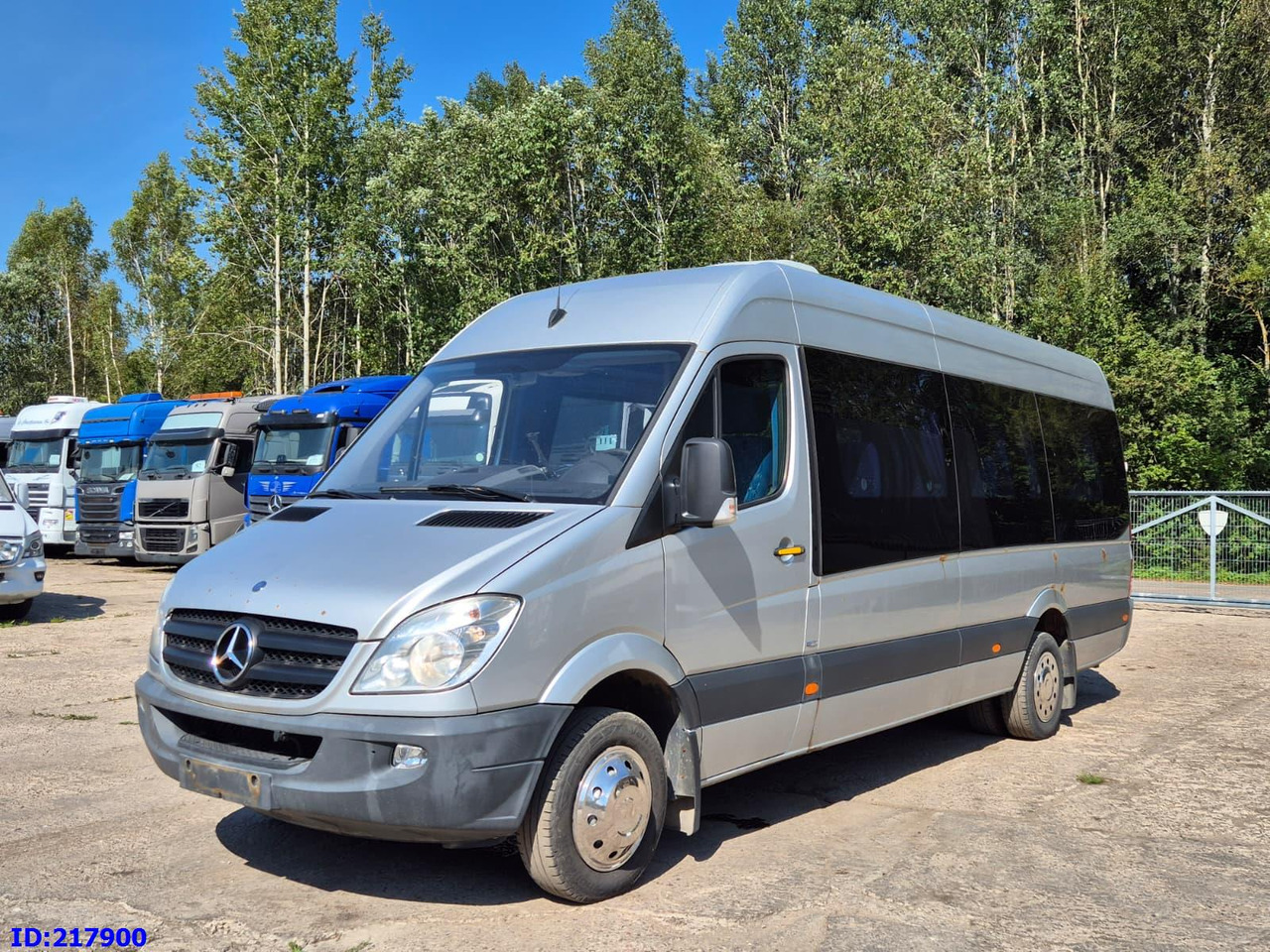 MERCEDES-BENZ Sprinter 516 - VIP - 17 places - Туристический автобус: фото 1 MERCEDES-BENZ Sprinter 516 - VIP - 17 places - Туристический автобус: фото 1