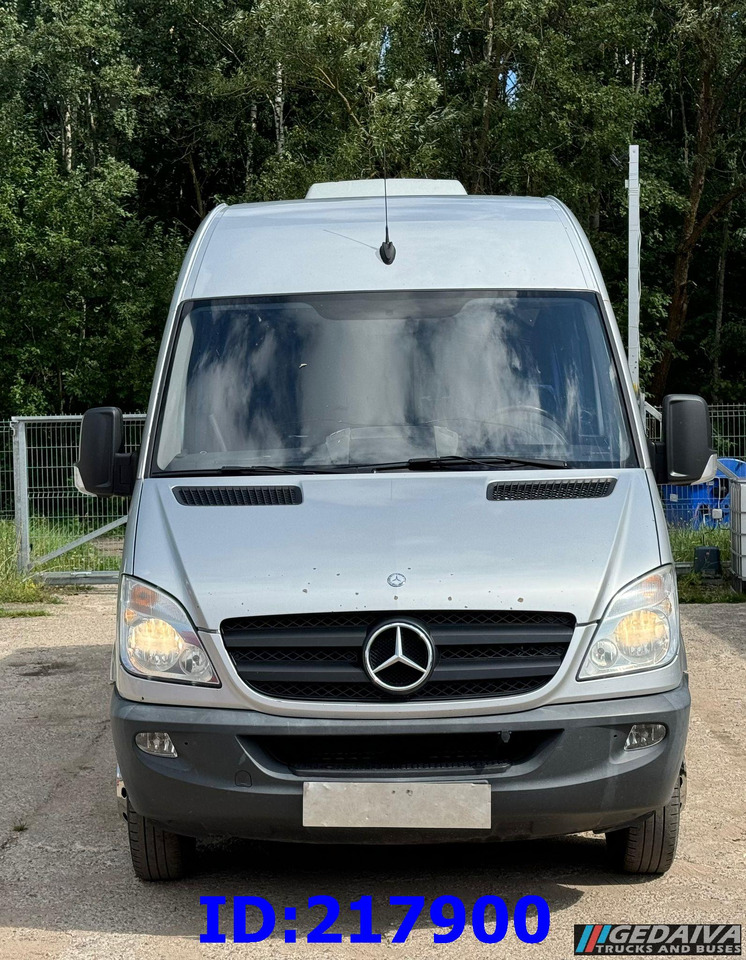 MERCEDES-BENZ Sprinter 516 - VIP - 17 places - Туристический автобус: фото 2 MERCEDES-BENZ Sprinter 516 - VIP - 17 places - Туристический автобус: фото 2