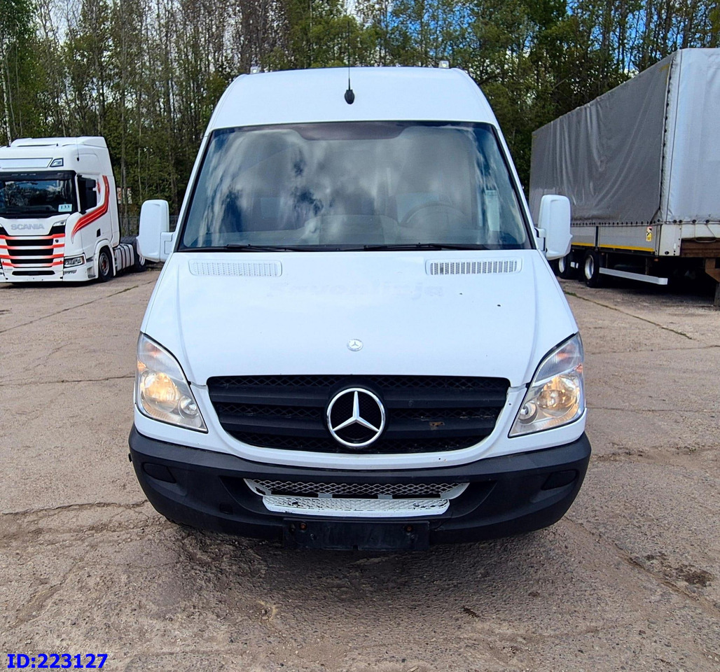 MERCEDES-BENZ Sprinter 518 - VIP -19 Seater - Туристический автобус: фото 2 MERCEDES-BENZ Sprinter 518 - VIP -19 Seater - Туристический автобус: фото 2