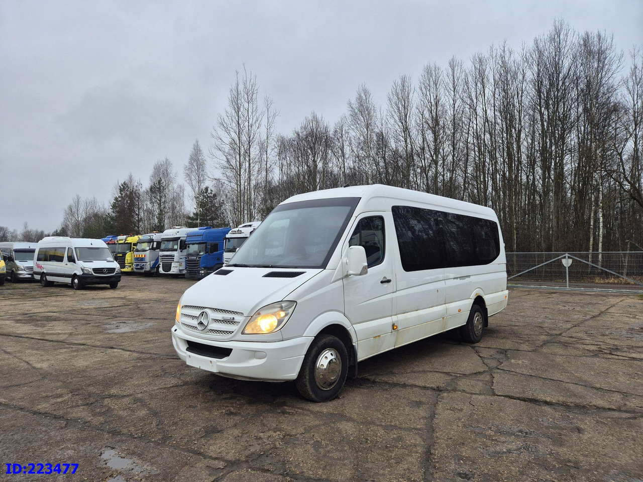 MERCEDES-BENZ Sprinter 518 - VIP - 20-seater - Туристический автобус: фото 1 MERCEDES-BENZ Sprinter 518 - VIP - 20-seater - Туристический автобус: фото 1