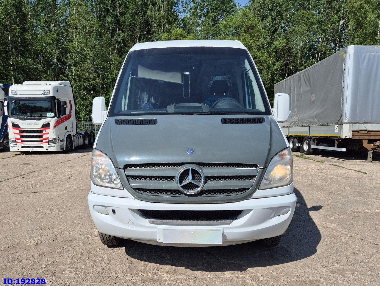 MERCEDES-BENZ Sprinter 519 - 17 place - Euro5 - Туристический автобус: фото 2 MERCEDES-BENZ Sprinter 519 - 17 place - Euro5 - Туристический автобус: фото 2