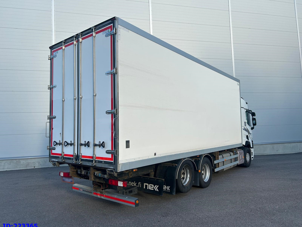 RENAULT T520 6x2 Euro 6 (Box 7.82m) - Грузовик с закрытым кузовом: фото 4 RENAULT T520 6x2 Euro 6 (Box 7.82m) - Грузовик с закрытым кузовом: фото 4