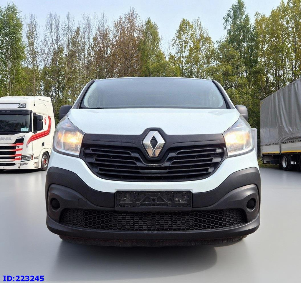 RENAULT Trafic Euro6 - Грузопассажирский фургон: фото 2 RENAULT Trafic Euro6 - Грузопассажирский фургон: фото 2