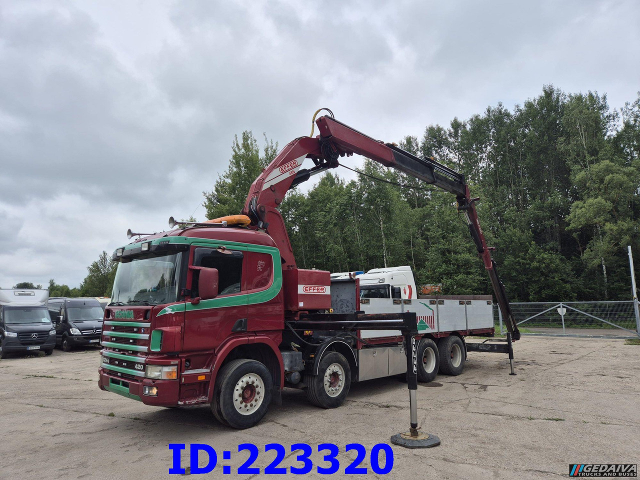 SCANIA P124 8X4 + Crane Effer 48N/4S with radio control - Грузовик бортовой/ Платформа: фото 1 SCANIA P124 8X4 + Crane Effer 48N/4S with radio control - Грузовик бортовой/ Платформа: фото 1