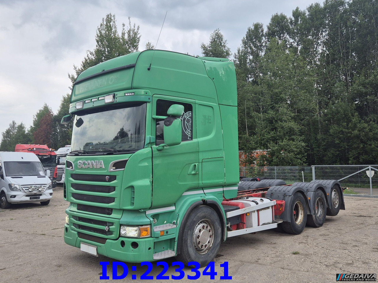 SCANIA R620 - 8x4 - Steering axle - Retarder - Грузовик-шасси: фото 1 SCANIA R620 - 8x4 - Steering axle - Retarder - Грузовик-шасси: фото 1