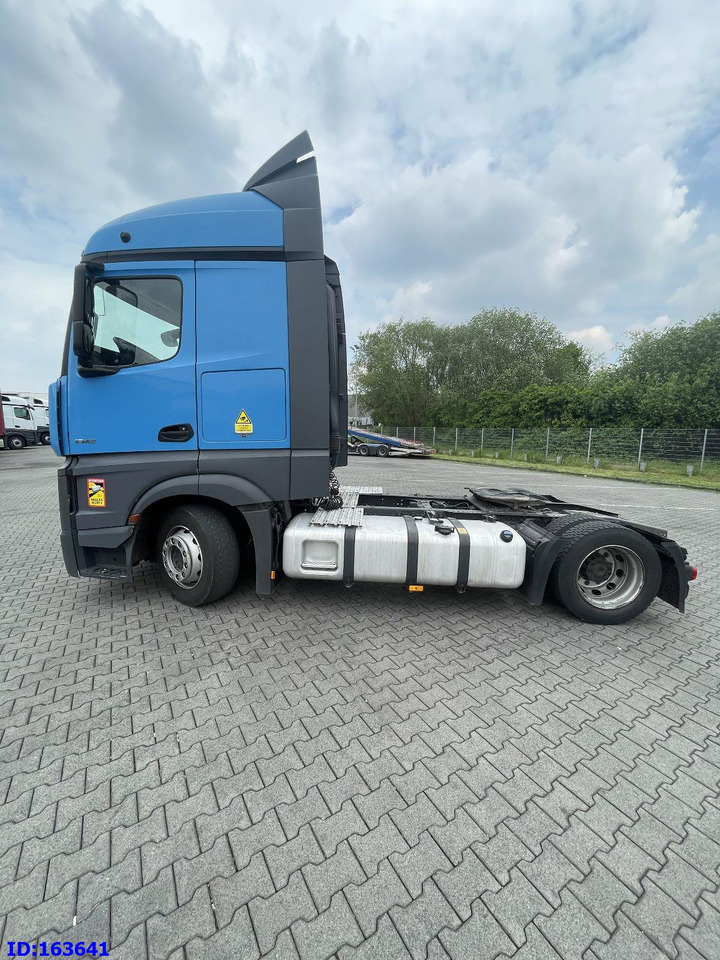 MERCEDES-BENZ Actros 1842 - Mega- Euro6 - Тягач: фото 1 MERCEDES-BENZ Actros 1842 - Mega- Euro6 - Тягач: фото 1