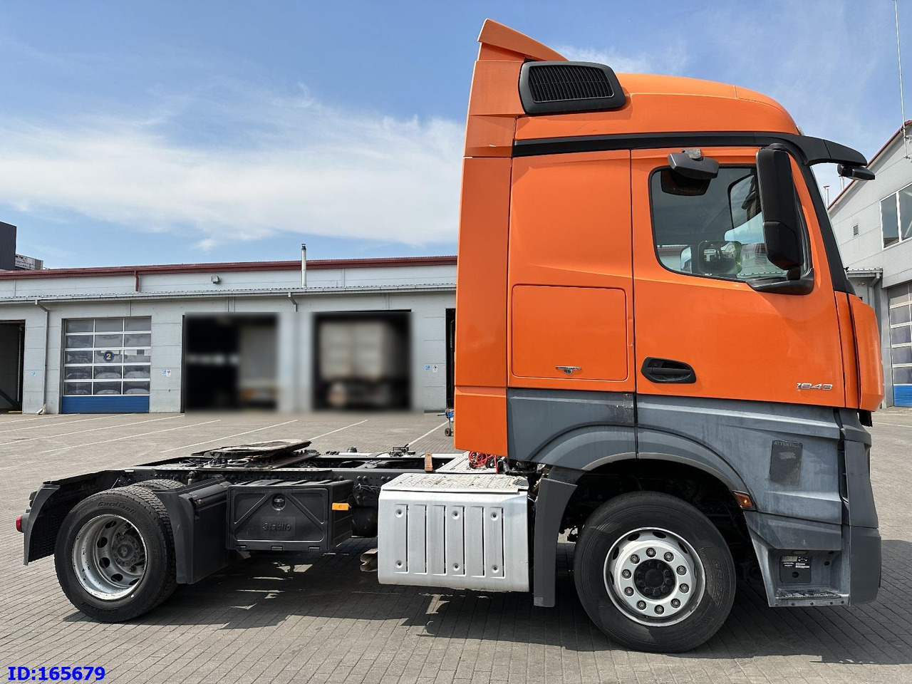 MERCEDES-BENZ Actros 1843 - Mega - Euro6 - Тягач: фото 1 MERCEDES-BENZ Actros 1843 - Mega - Euro6 - Тягач: фото 1