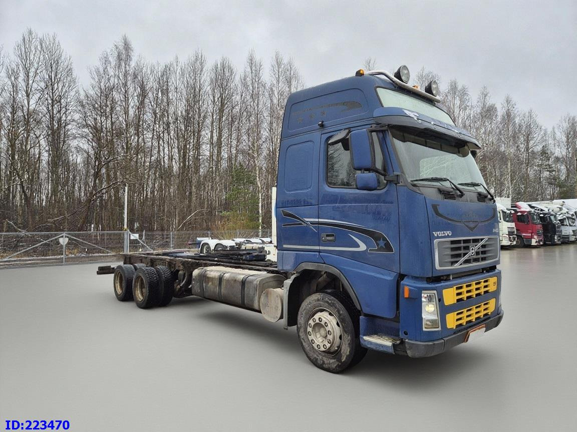 VOLVO FH12 420HP 6x2 - Грузовик-шасси: фото 4 VOLVO FH12 420HP 6x2 - Грузовик-шасси: фото 4
